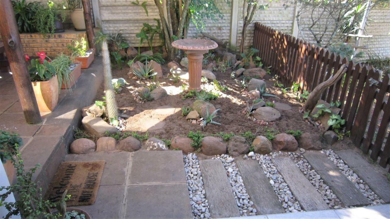 See Rus Self Catering Unit In Westbrook Kzn Private Neat And Cosy ภายนอก รูปภาพ